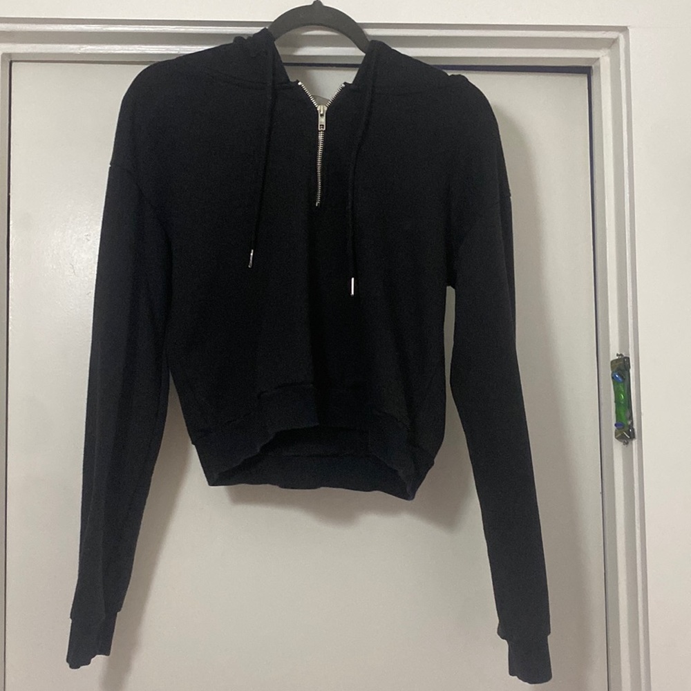 Black cropped quarter zip hoodie